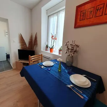 Vigne Apartment *